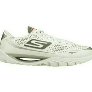 🆕 SKECHERS▶  GO MED KRS RUNNING SHOE